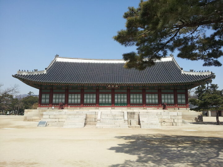 수정전 정면