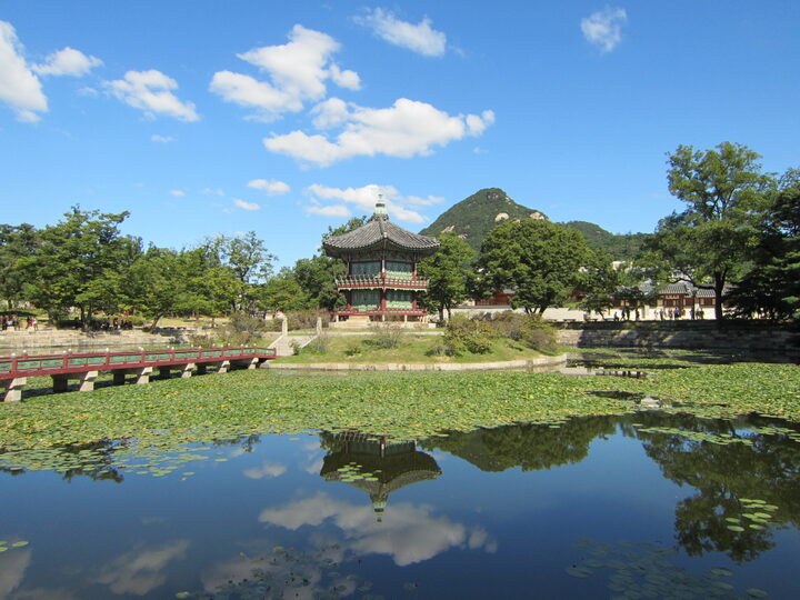 향원정 전경
