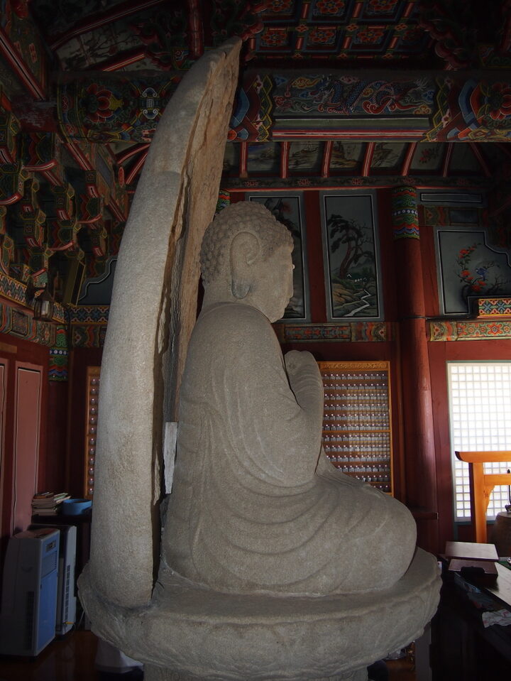 대구 동화사 비로암 석조비로자나불좌상 측면2(12.05.22)
