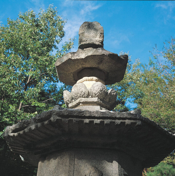 옥개석 및 상륜부