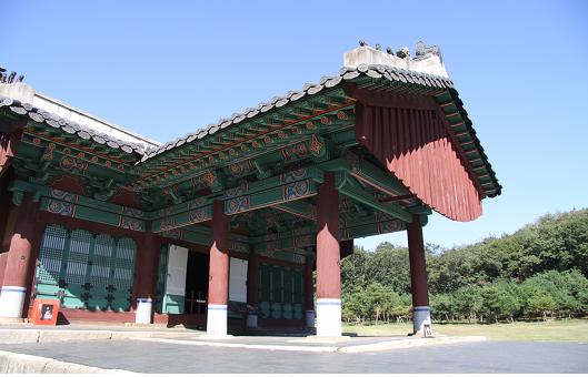 구리 동구릉 목릉 정자각 측면