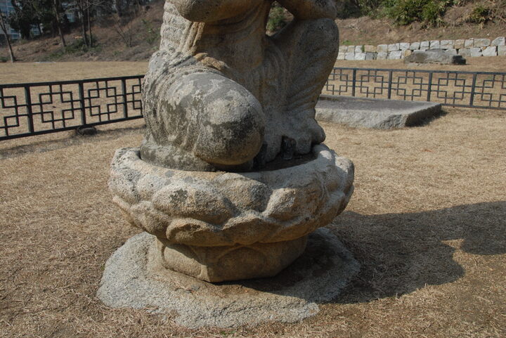강릉 신복사지 석조보살좌상(촬영:문화재청)