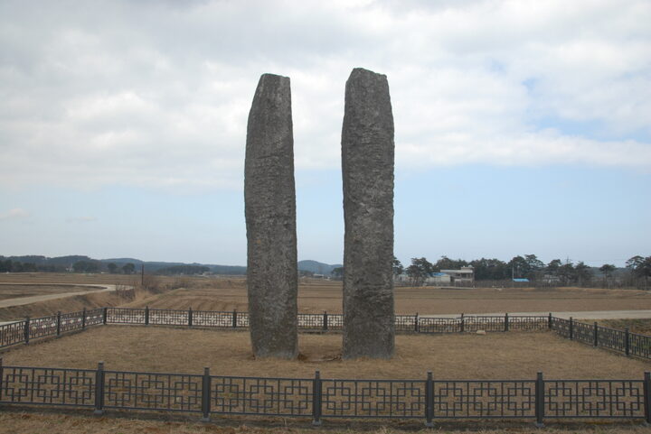 강릉 굴산사지 당간지주(촬영:문화재청)
