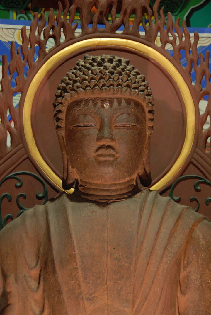 동해 삼화사 철조노사나불좌상(촬영:문화재청)