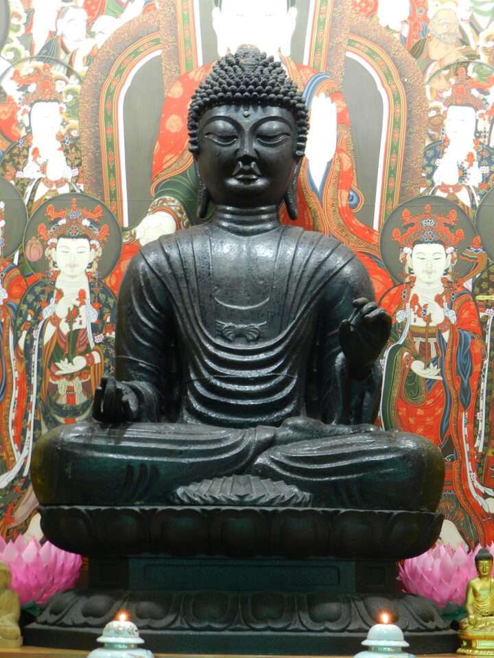충주 단호사 철조여래좌상(忠州 丹湖寺 鐵造如來坐像)