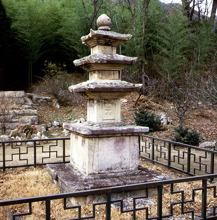 영동 영국사 삼층석탑