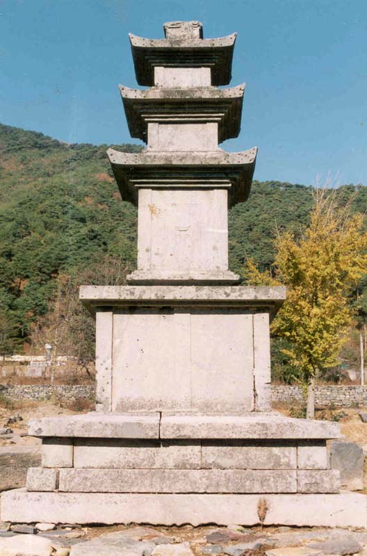 성주사지서삼층석탑