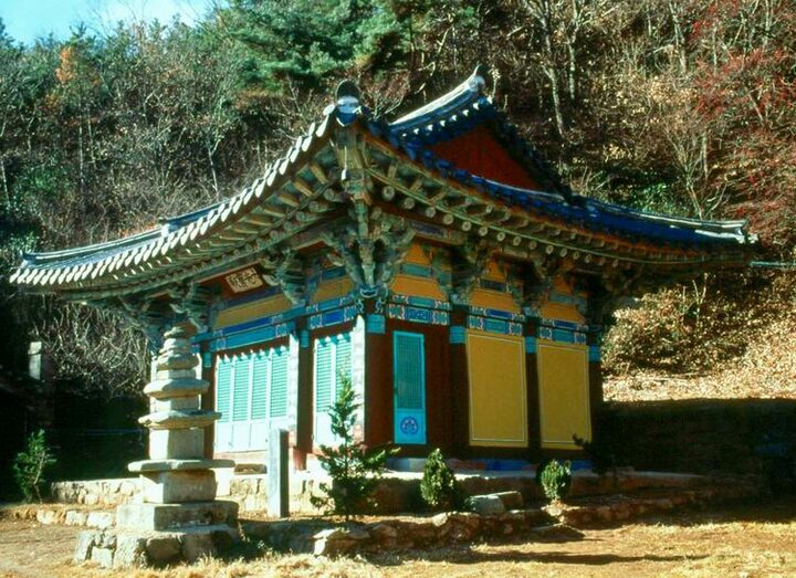홍성고산사대웅전