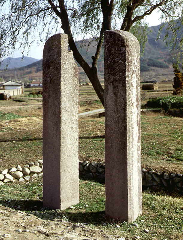 아산 읍내동 당간지주