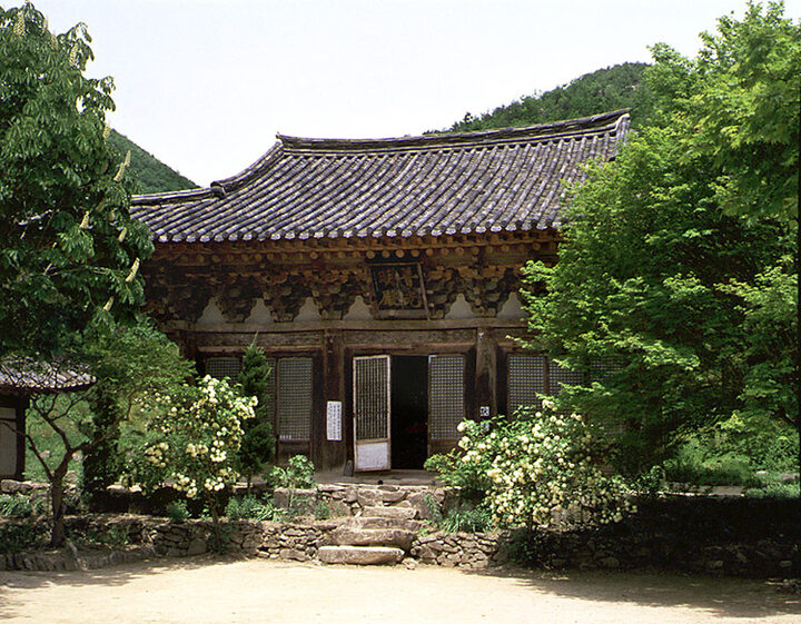 완주 위봉사 보광명전