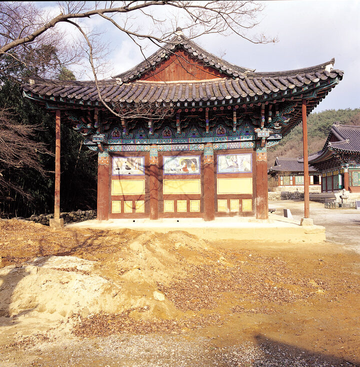 김제 금산사 대장전 측면