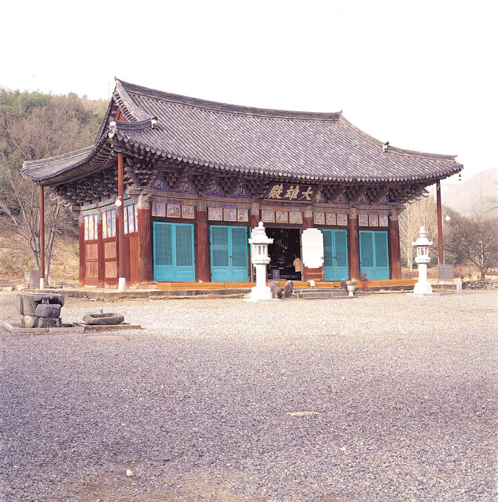 완주 송광사 대웅전
