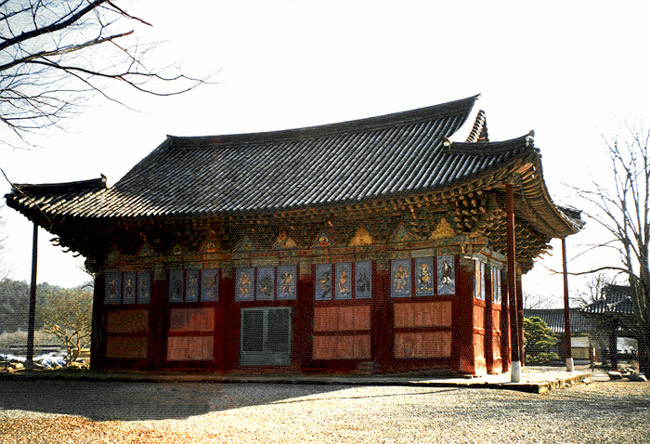 완주 송광사 대웅전