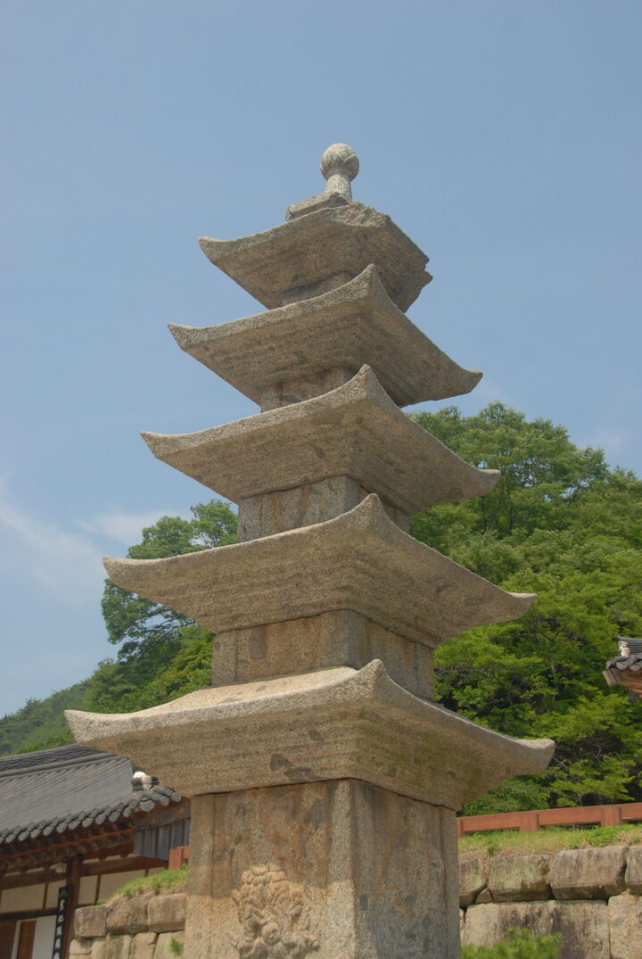 구례 화엄사 서 오층석탑 상층부
