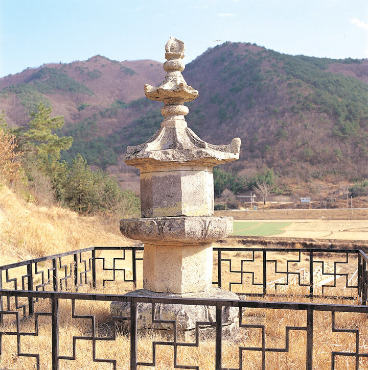 장흥 보림사 서 승탑 중 북쪽부도