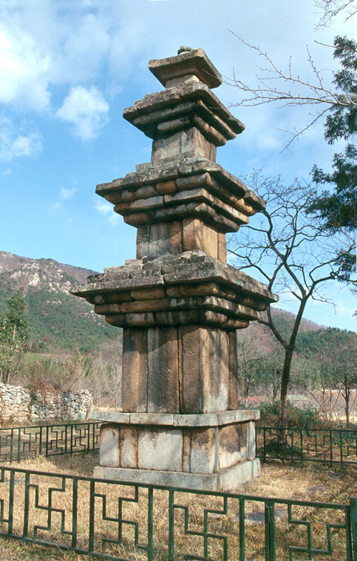 강진 월남사지 삼층석탑