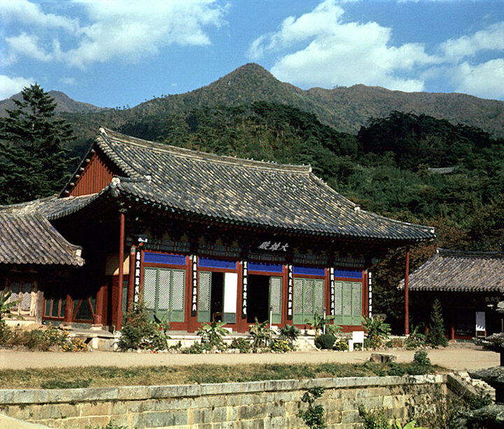 구례 화엄사 대웅전