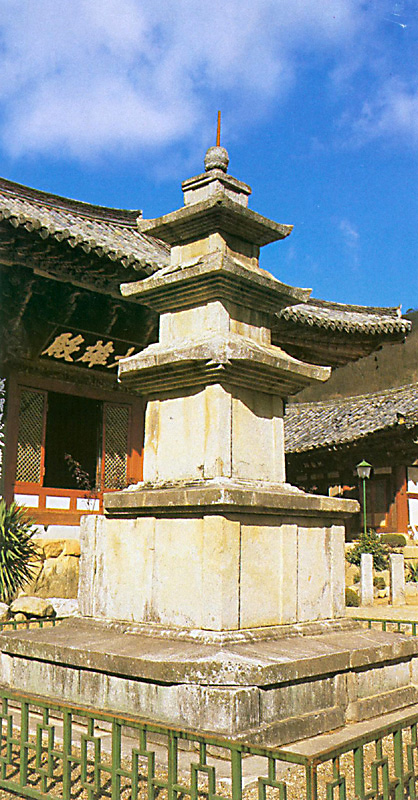 순천 선암사 동ㆍ서 삼층석탑