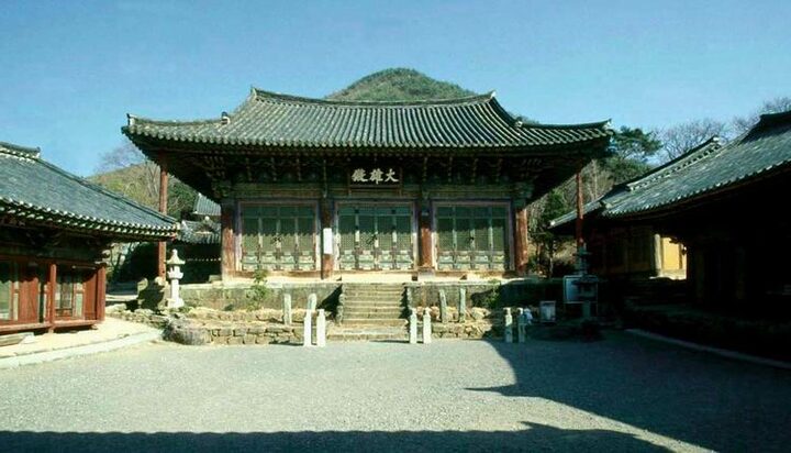 여수 흥국사 대웅전