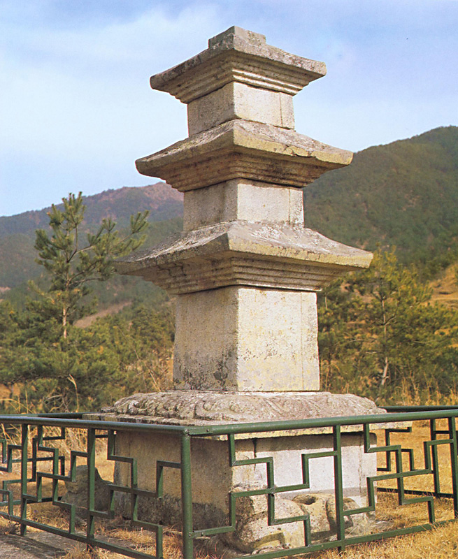 구례논곡리삼층석탑