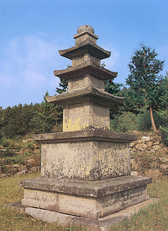 천관사삼층석탑
