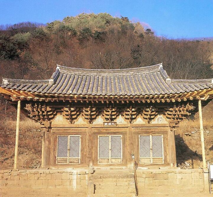 정혜사대웅전