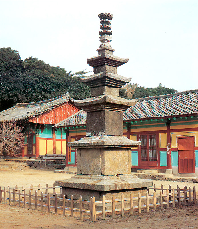 동화사삼층석탑