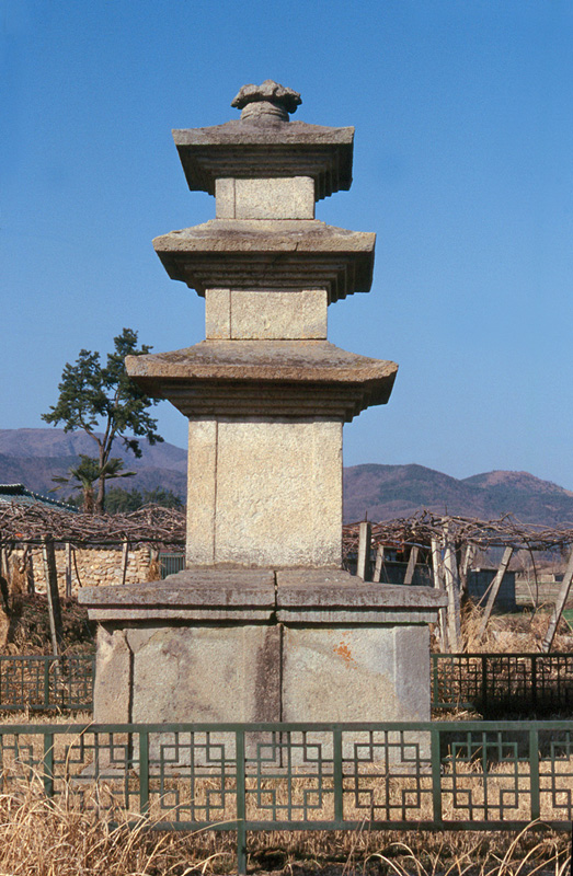 보성우천리삼층석탑