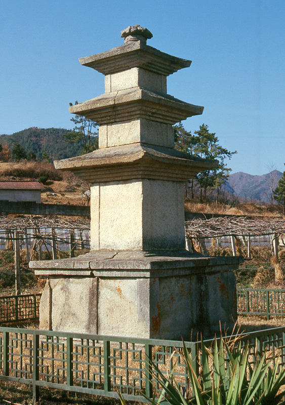 보성우천리삼층석탑