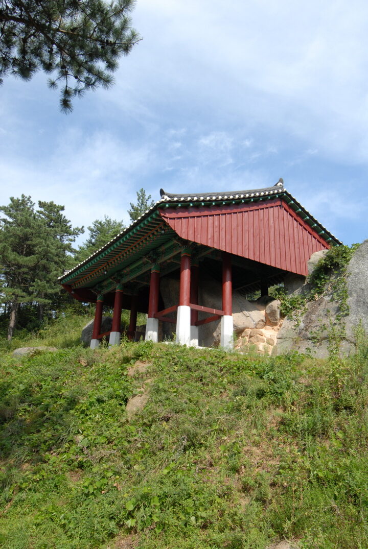 보성유신리마애여래좌상