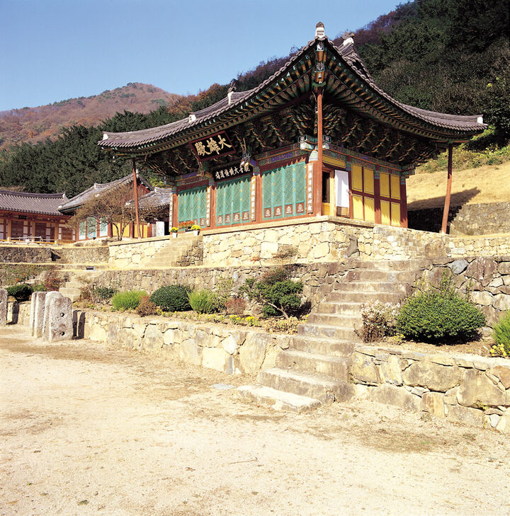나주 불회사 대웅전 전경
