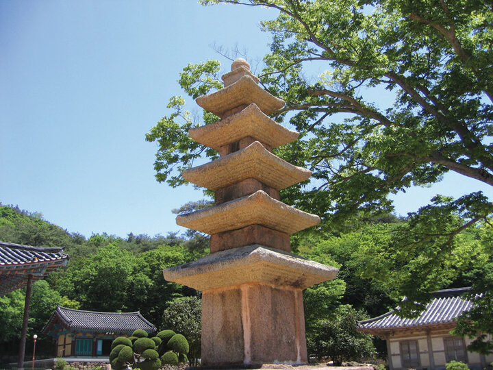 오층석탑 옥개석