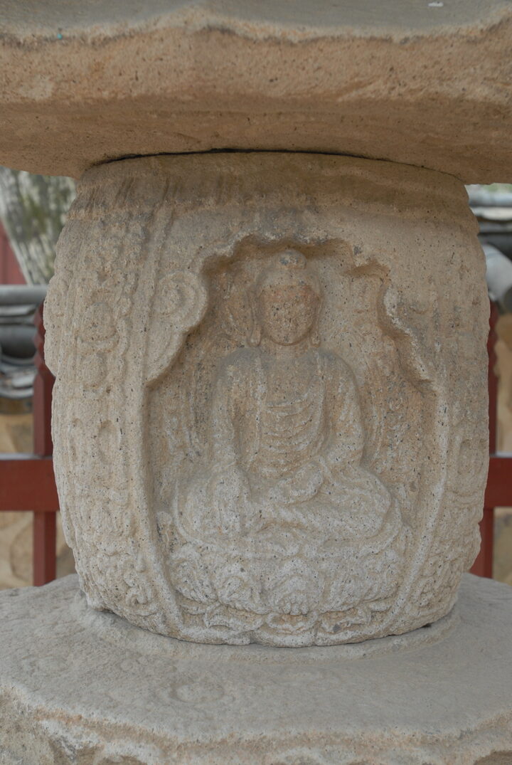 여래좌상