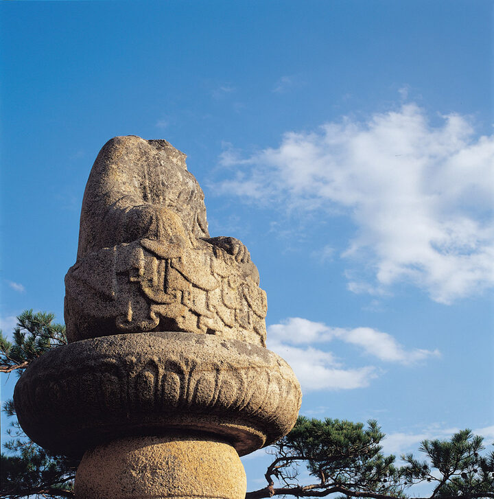 경주 남산 용장사곡 석조여래좌상