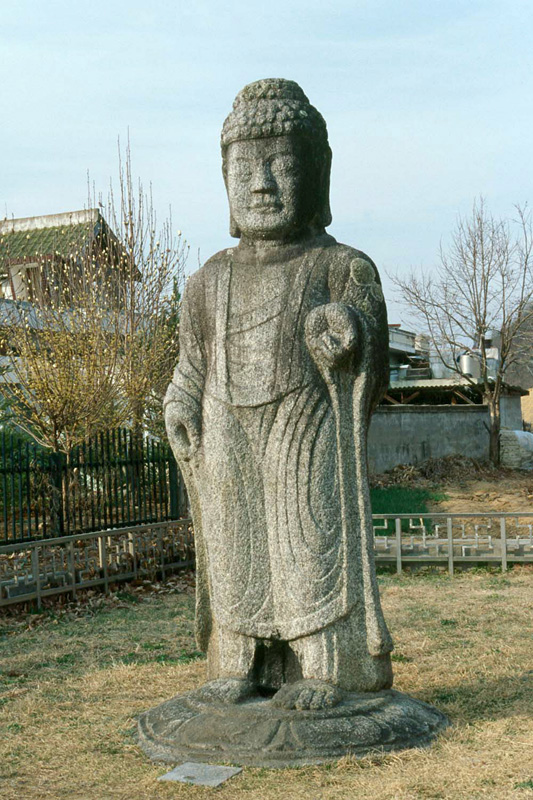 예천동본동석조여래입상