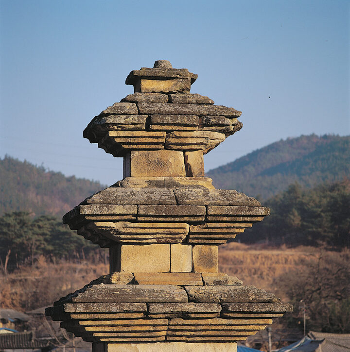 2·3층탑신과 상륜부 노반석
