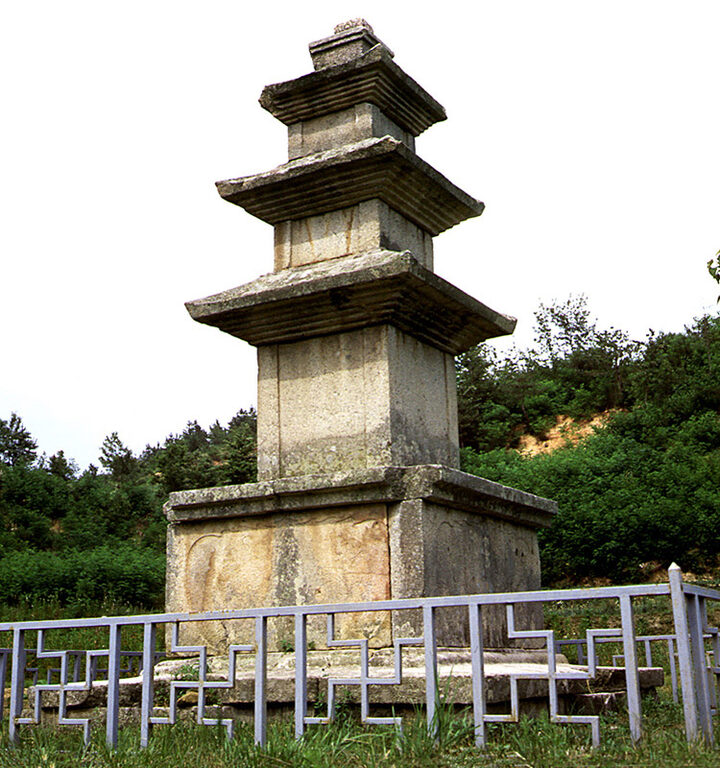 칠곡 기성리 삼층석탑