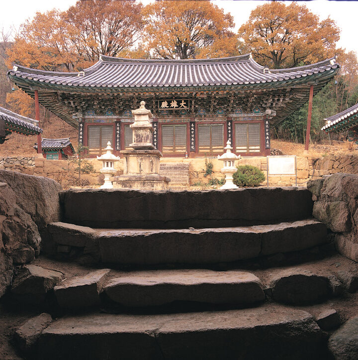 경산 환성사 대웅전