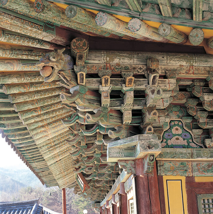 경산 환성사 대웅전 귀공포