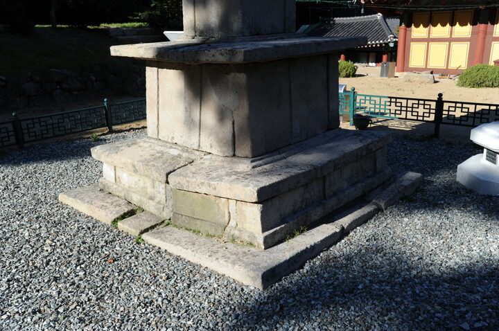 영덕 유금사 삼층석탑