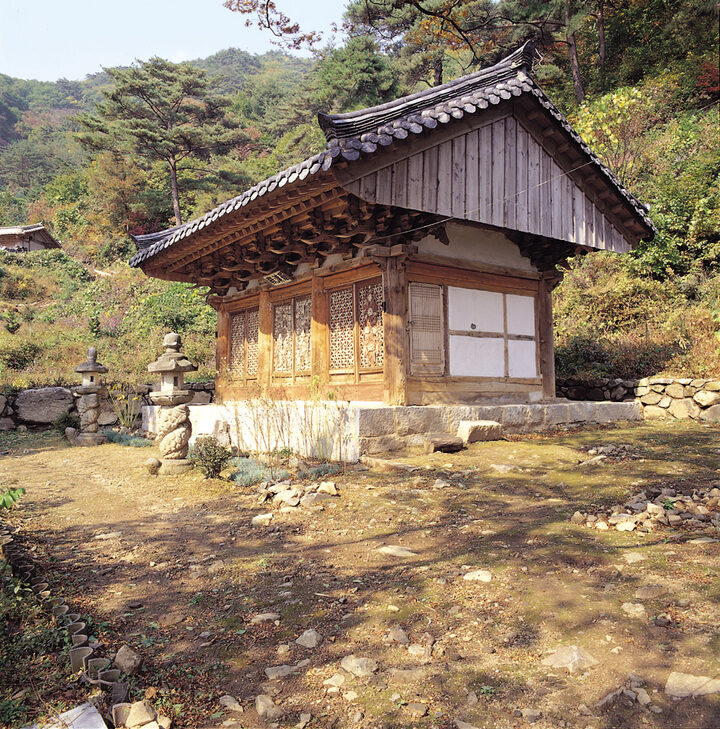 영주 성혈사 나한전 전경