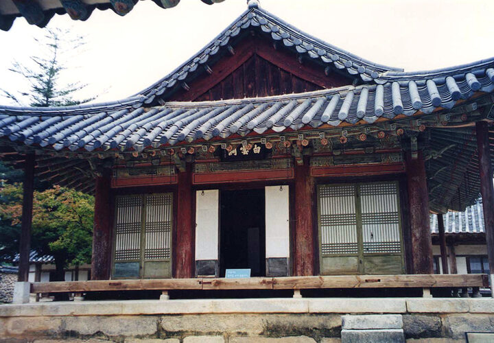 영주 소수서원 강학당 좌측면