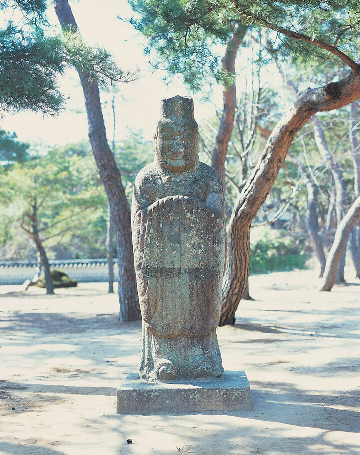 문인석 2