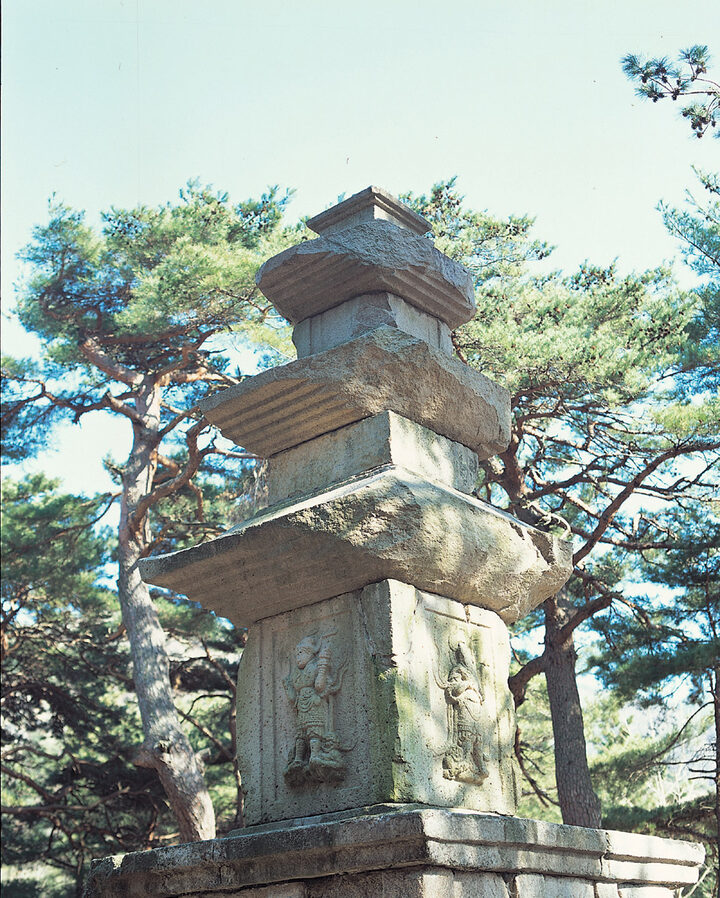 동 삼층석탑 탑신부