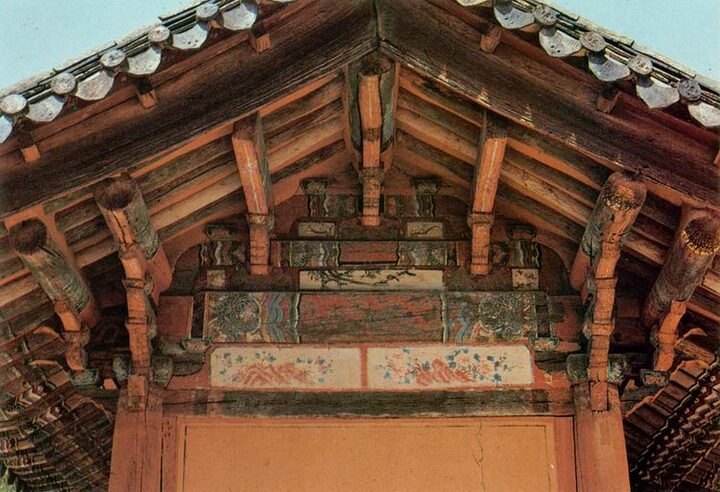동측면