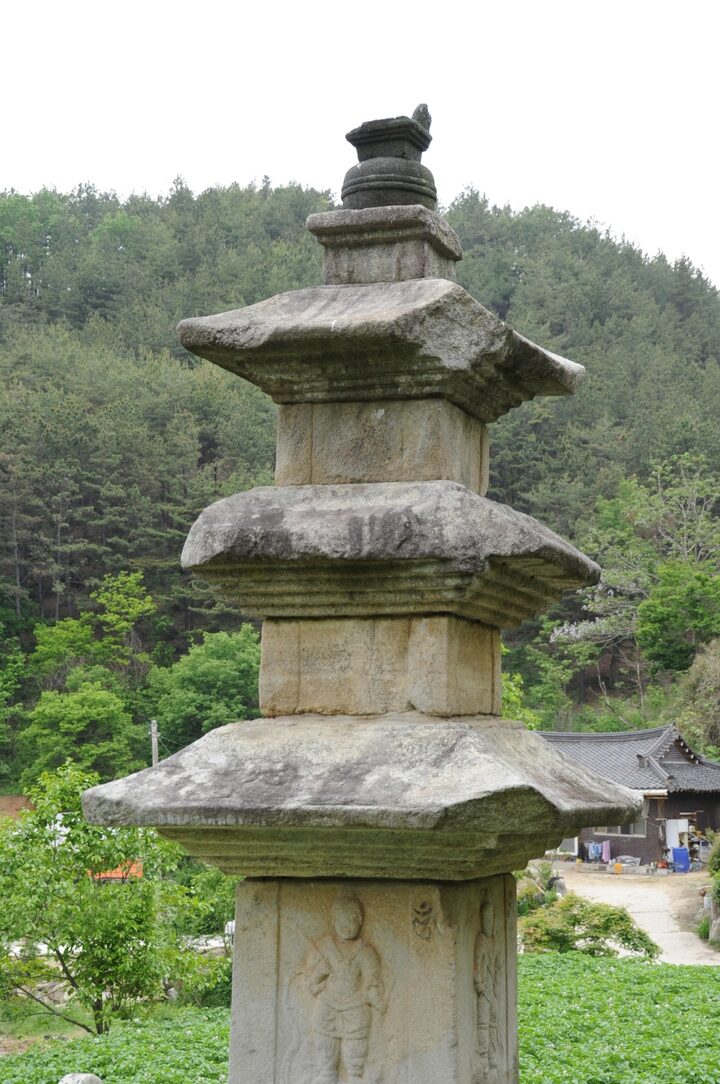 함양 승안사지 삼층석탑 (촬영:문화재청)