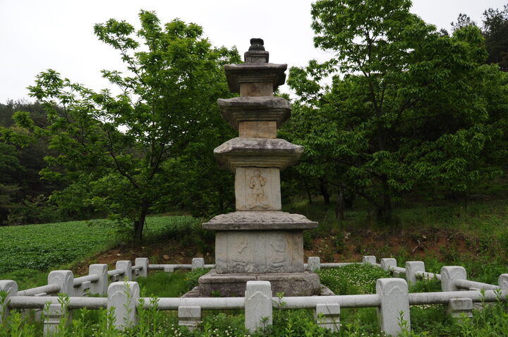 함양 승안사지 삼층석탑 (촬영:문화재청)