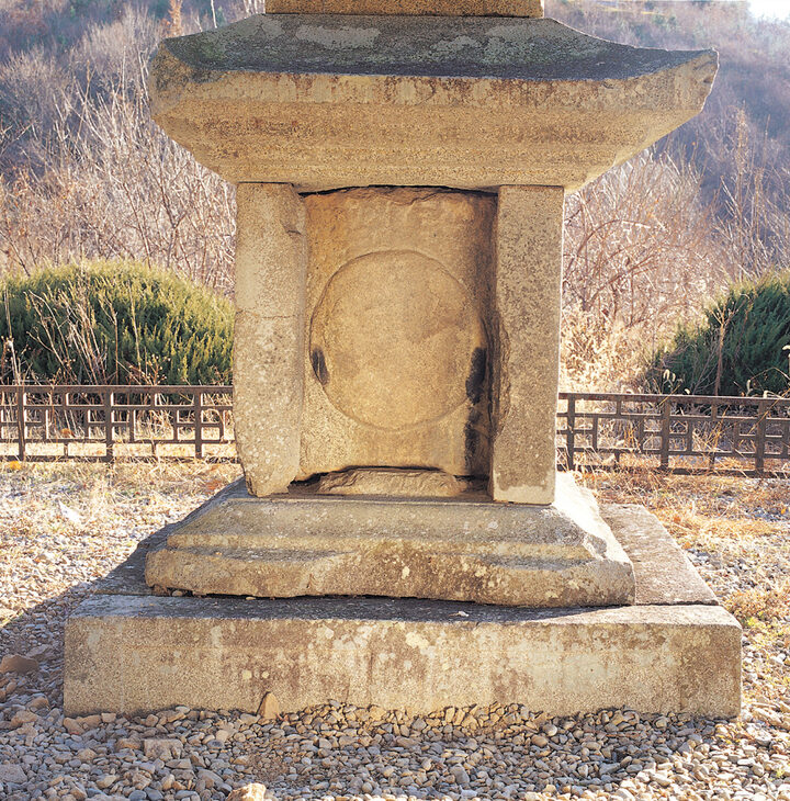초층 북측 탑신부(면석이 유실됨)