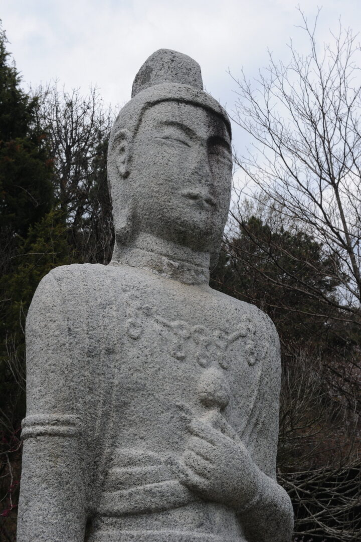 거창 상림리 석조보살입상(촬영:문화재청)