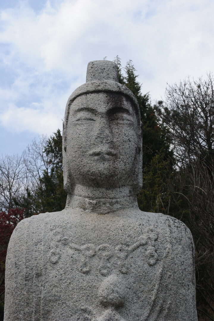 거창 상림리 석조보살입상(촬영:문화재청)